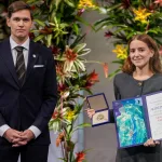 Hija de María Corina Machado recibe en su nombre el Premio Nobel de la Paz