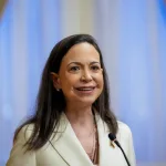 La Nobel de la Paz María Corina Machado dice que regresará a Venezuela, a pesar de conocer «exactamente los riesgos»